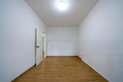 Sennett Estate (D13), Terrace #472525991